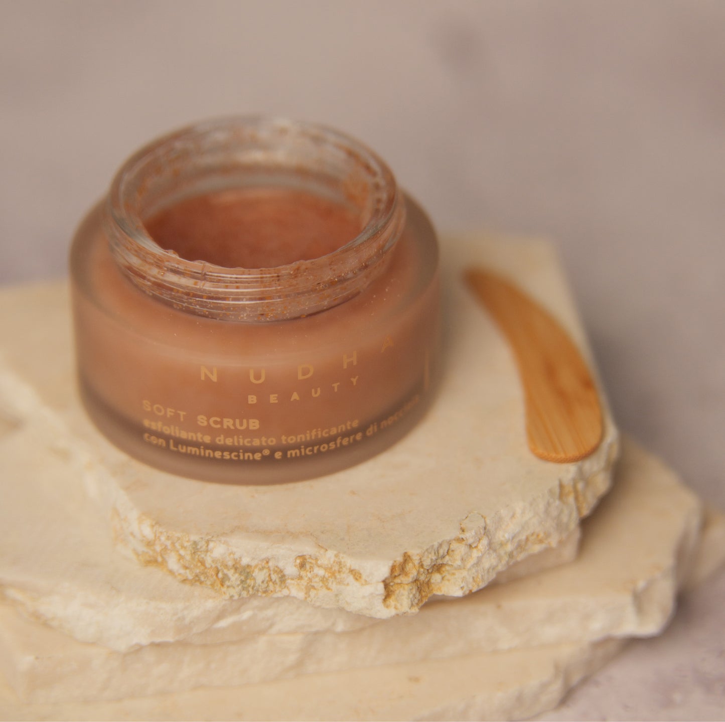 SOFT SCRUB, esfoliante delicato tonificante