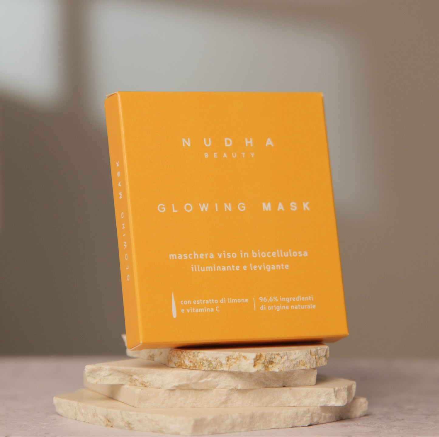 GLOWING MASK, maschera schiarente e illuminante