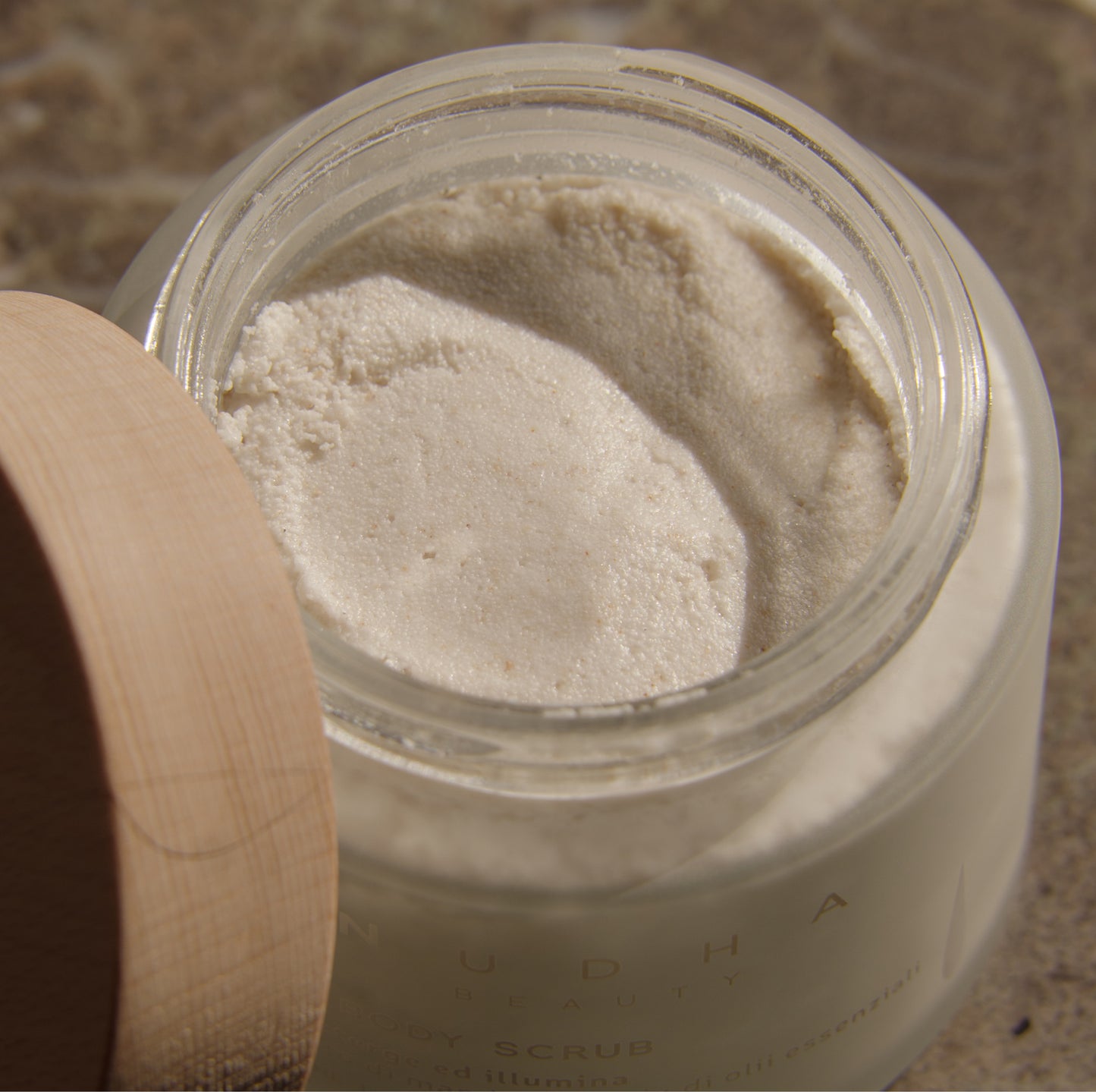 RITUAL BODY SCRUB, esfolia,deterge e illumina