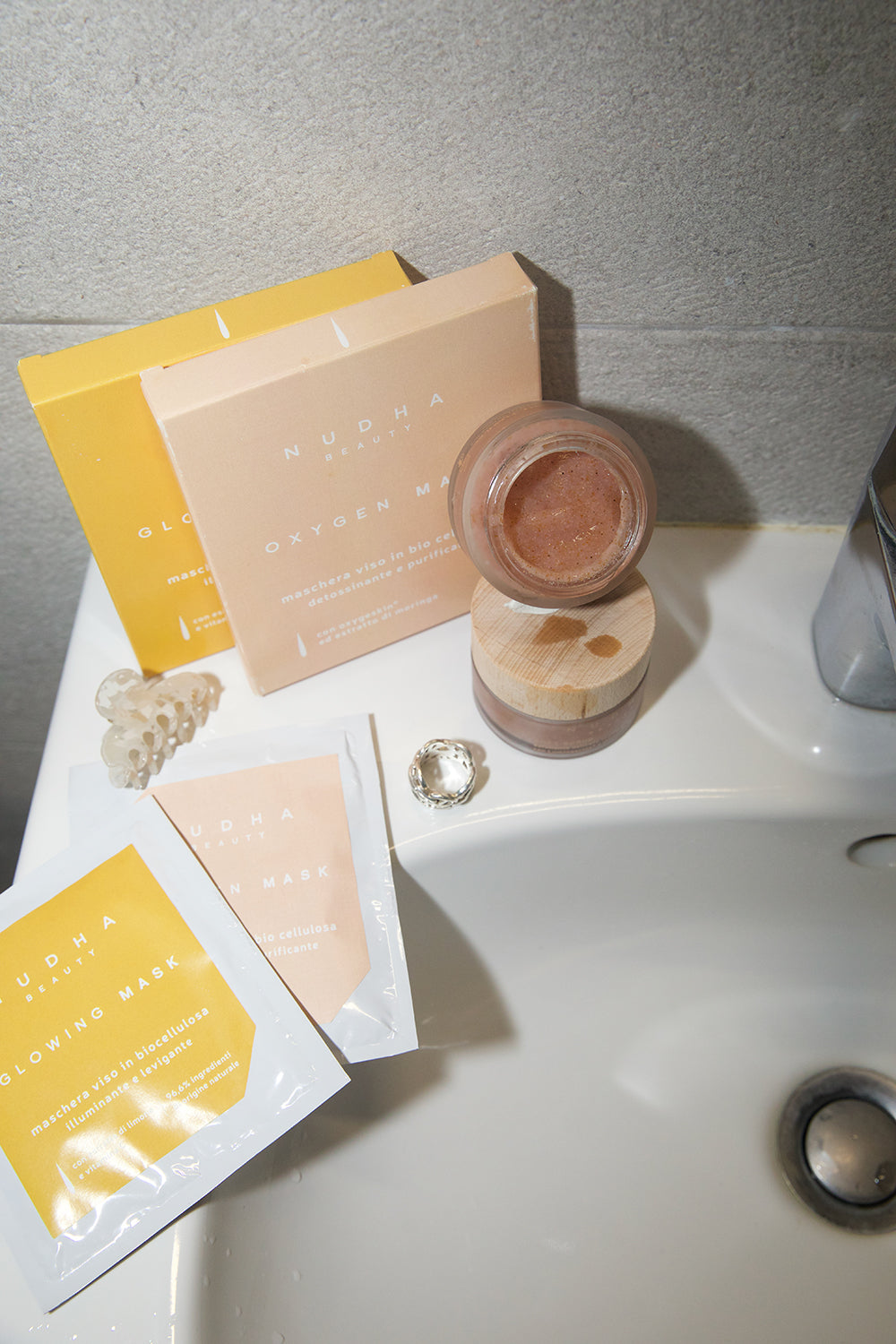 La Spring Combo: scrub e maschera