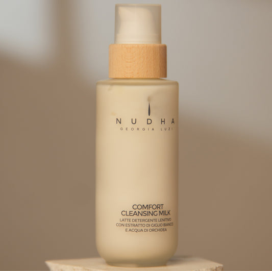 COMFORT CLEANSING MILK, latte detergente idratante e lenitivo