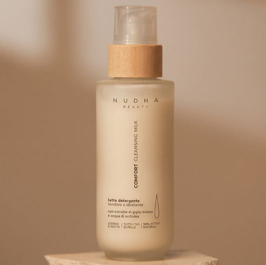 COMFORT CLEANSING MILK, latte detergente idratante e lenitivo